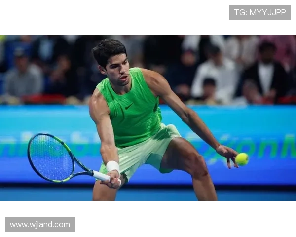 阿尔卡拉斯十连胜进四强多哈站